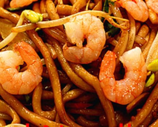 Fried Noodle w/Shrimp (虾仁炒面)